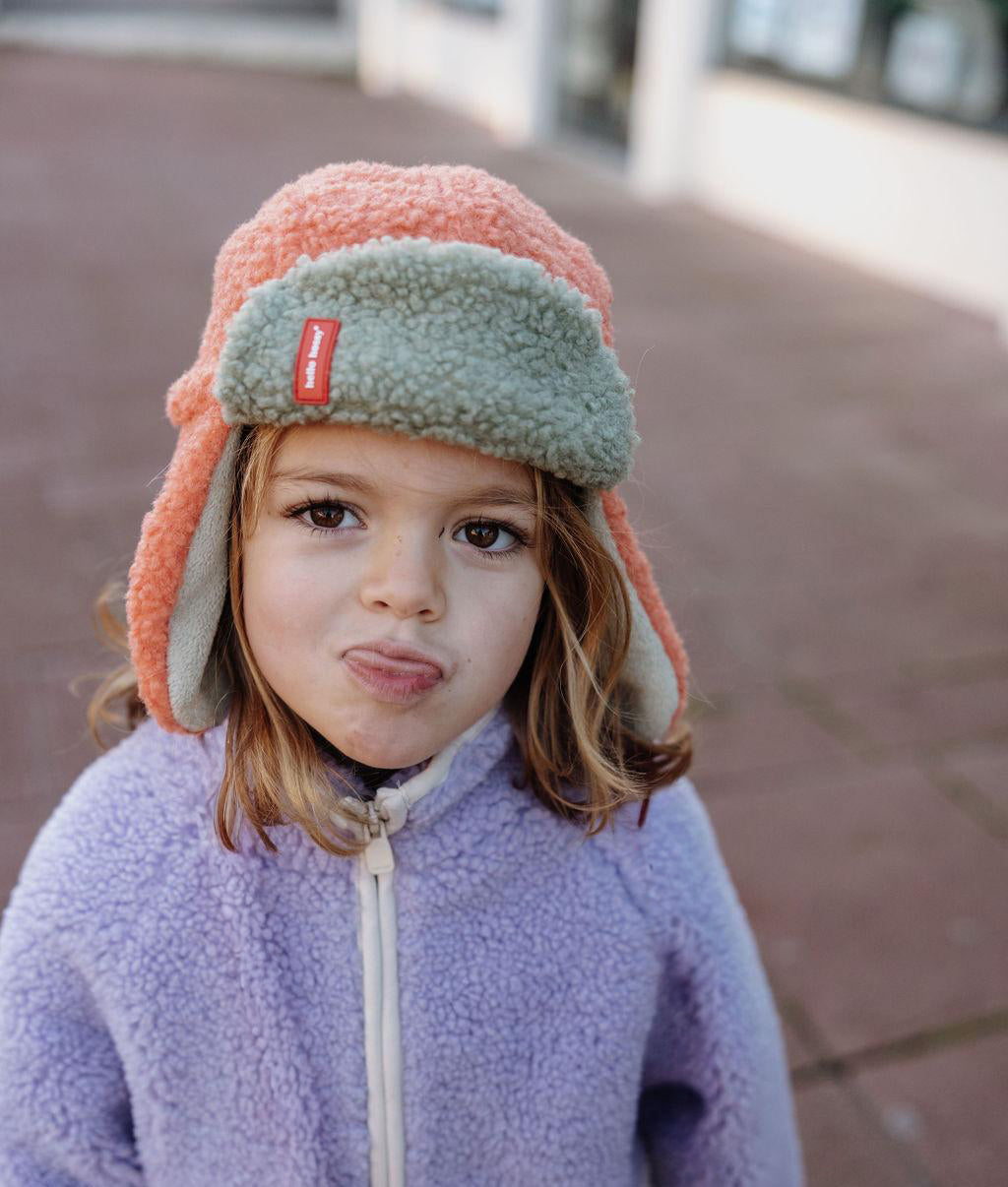 Enfant avec la chapka polaire Cozy Jim – vue de face – Hello Hossy