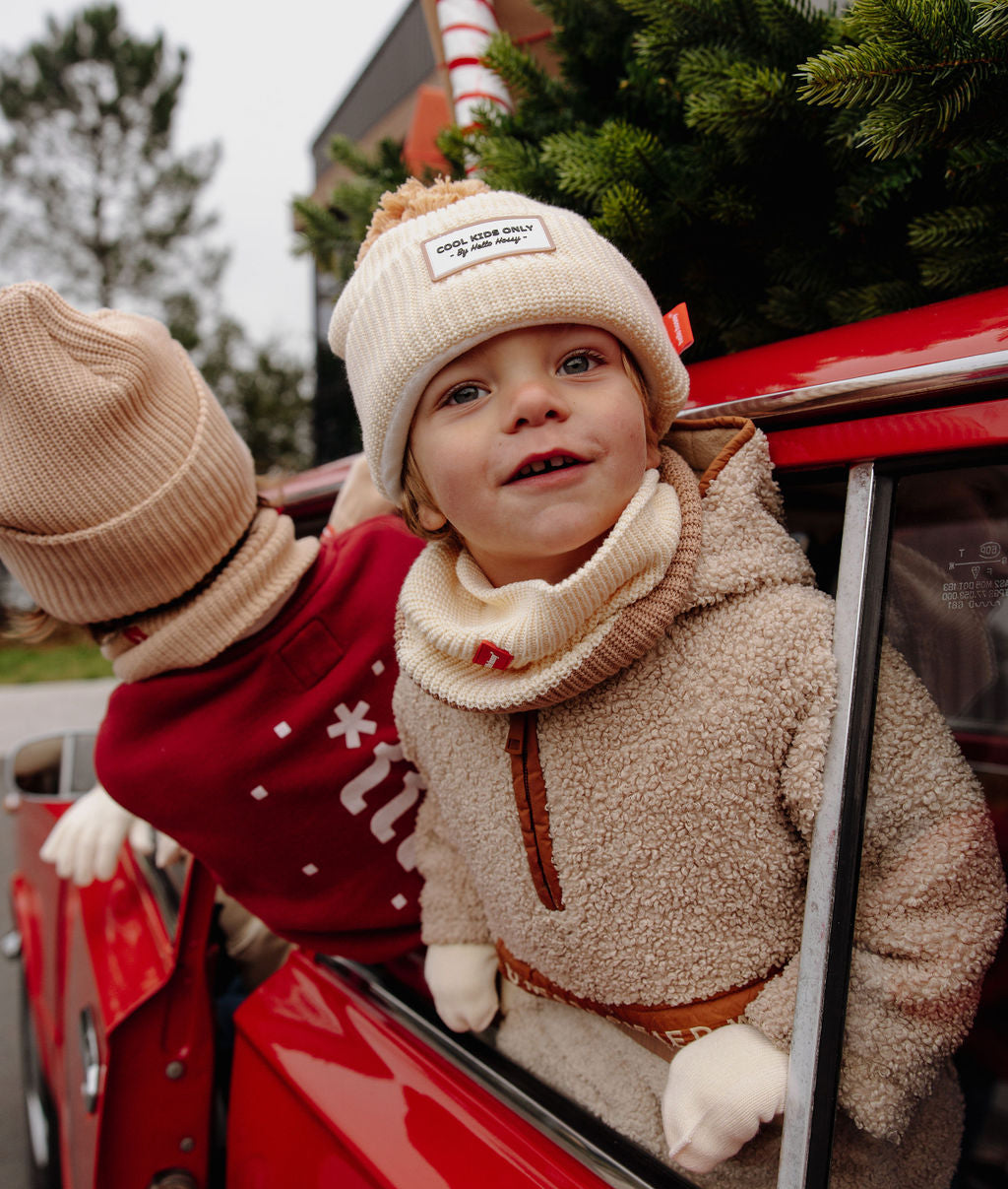 Color Block Sandy Muts