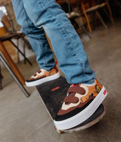 Sneakers Mascots Ride