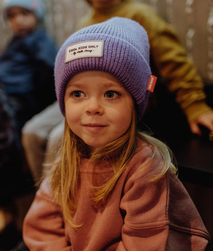 Bonnet coloré Enfants Pop Purple, maille douce et fine, laine, sans pompon, dès 9 mois, Cool Kids Only !