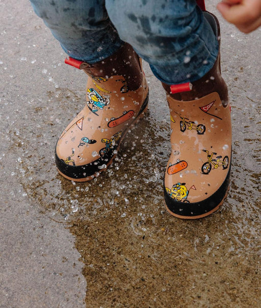 Bottes de pluie Mascots Ride portées par un enfant - photo lifestyle - Hello Hossy