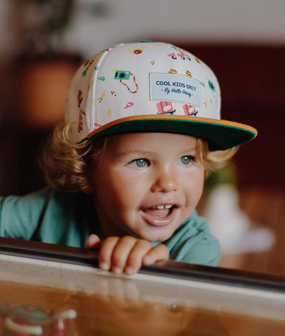 Casquette Enfants Cool Trip, visière plate, éco-responsable, certifiée Oeko-Tex, dès 9 mois, Cool Kids Only !