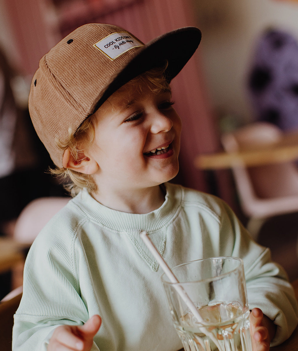 Casquette Enfants Sweet Burlywood, visière plate, velours, certifiée Oeko-Tex, dès 9 mois, Cool Kids Only !