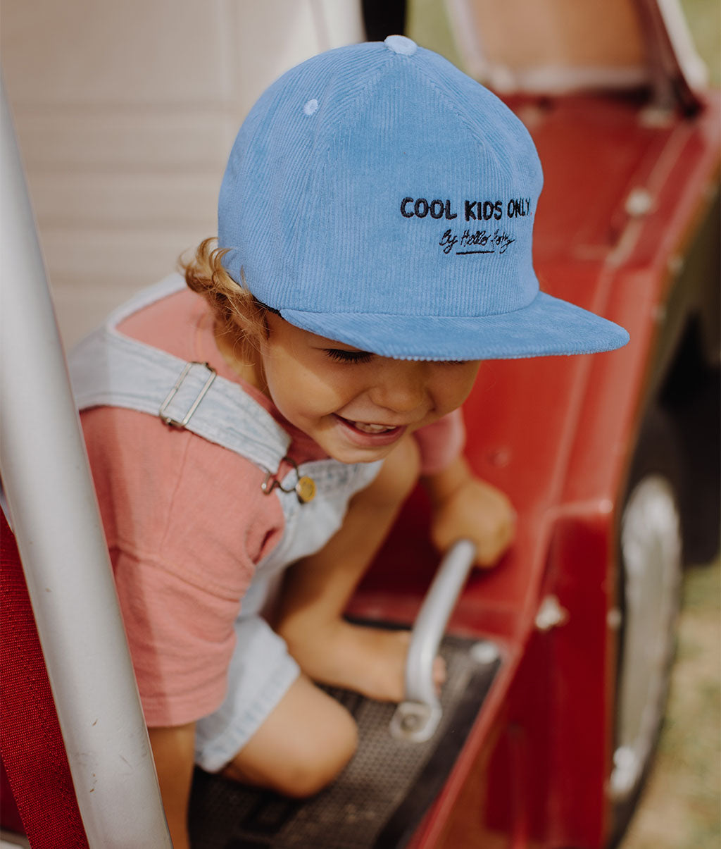 Casquette Parents-Enfants Mini Açaï, visière plate, velours, certifiée Oeko-Tex, dès 9 mois, Cool Kids Only !