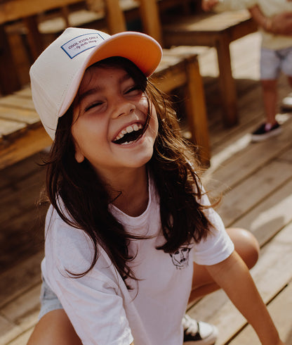 Casquette Enfants Mini Primrose, visière courbée, 100% coton biologique, certifiée Oeko-Tex, dès 9 mois, Cool Kids Only !