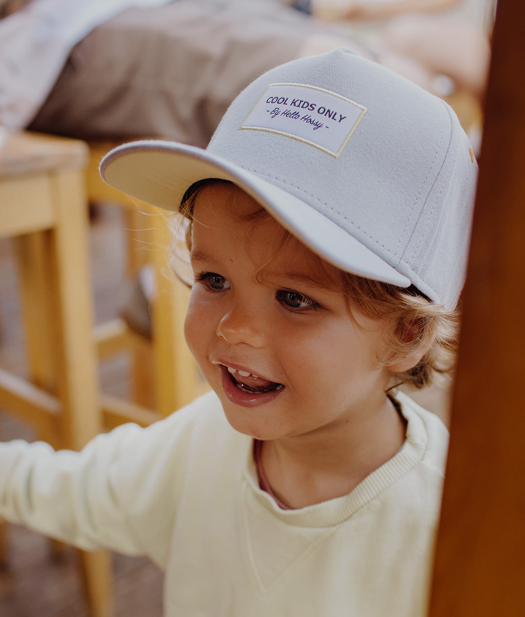 Casquette Enfants Mini Pearl, visière courbée, 100% coton biologique, certifiée Oeko-Tex, dès 9 mois, Cool Kids Only !