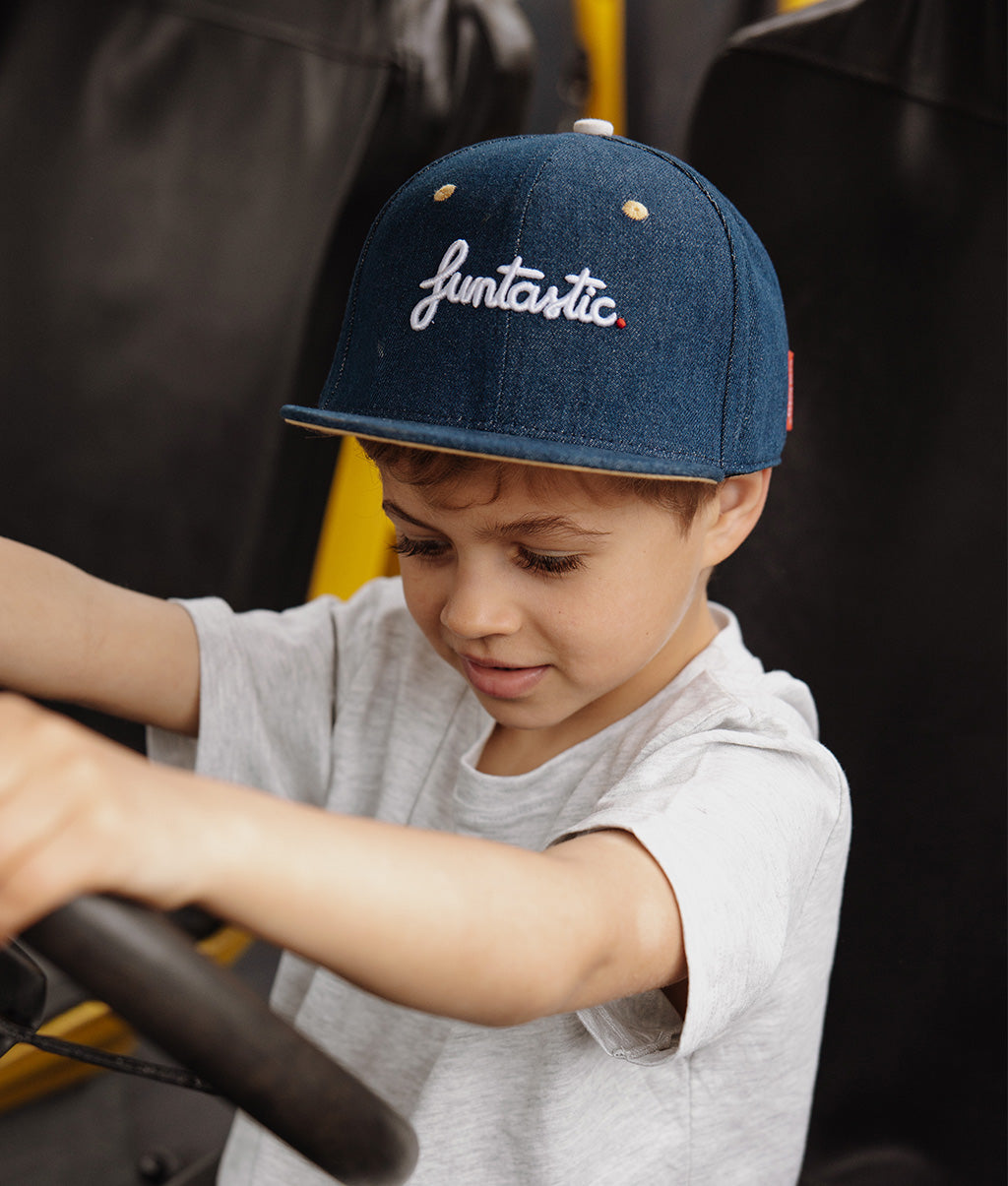 Casquette Parents-Enfants Jean Funtastic, visière plate, coton biologique, certifiée Oeko-Tex, dès 9 mois, Cool Kids Only !