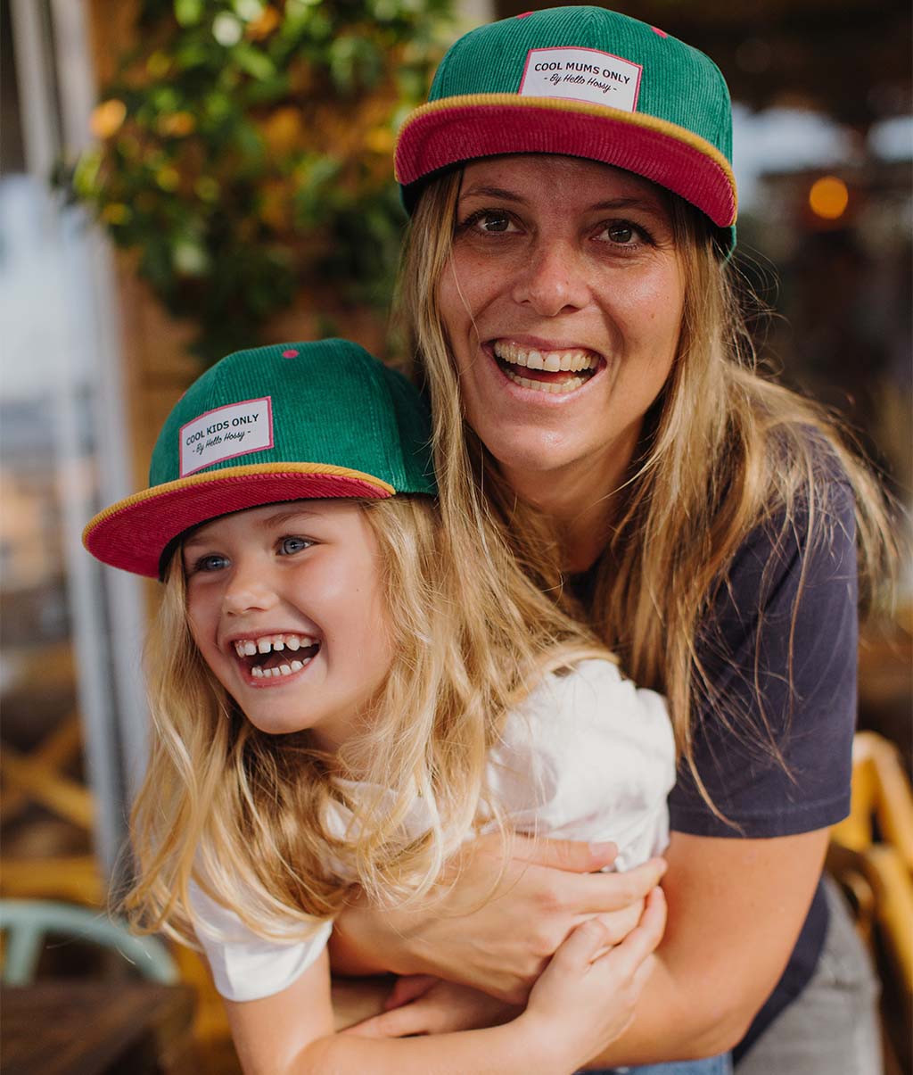 Casquette Parents-Enfants Sweet Rainbow, visière plate, velours, matchy-matchy, dès 9 mois, Cool Kids Only !