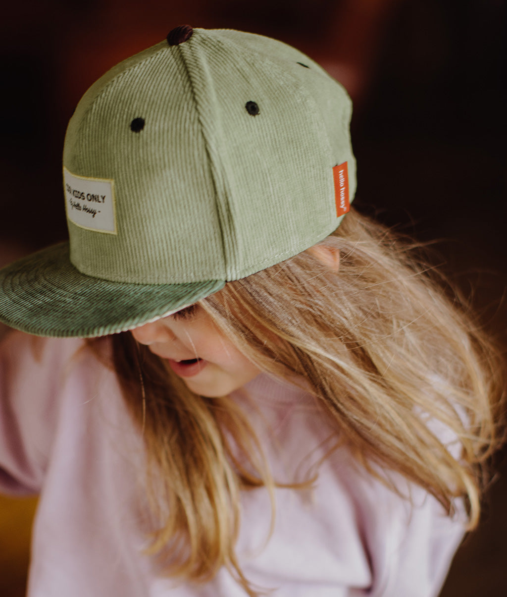 Casquette Enfants Sweet Green Duo, visière plate, velours, certifiée Oeko-Tex, dès 9 mois, Cool Kids Only !