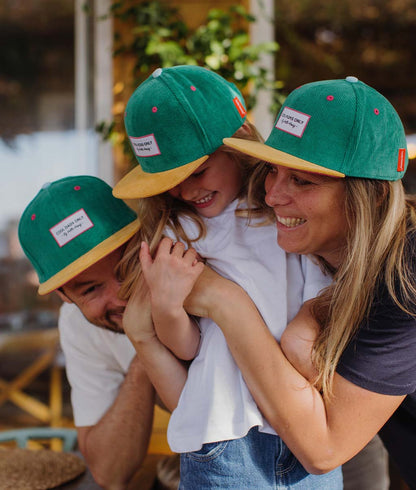 Casquette Parents-Enfants Sweet Rainbow, visière plate, velours, matchy-matchy, dès 9 mois, Cool Kids Only !