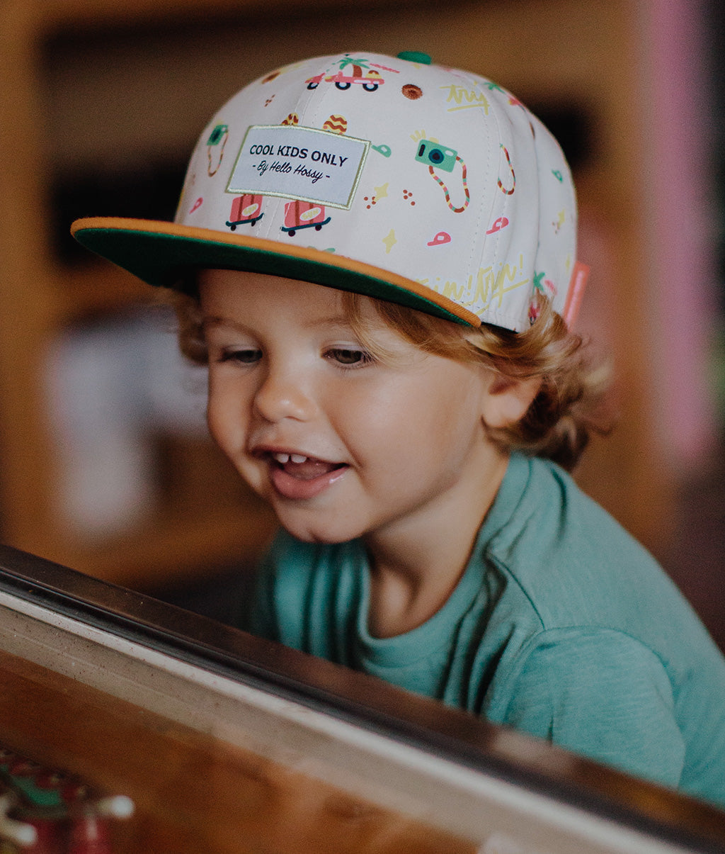 Casquette Enfants Cool Trip, visière plate, éco-responsable, certifiée Oeko-Tex, dès 9 mois, Cool Kids Only !