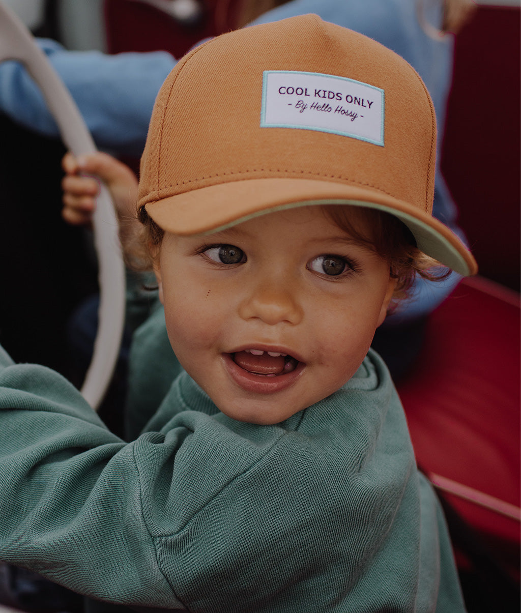 Casquette Enfants Mini Peanut, visière courbée, 100% coton biologique, certifiée Oeko-Tex, dès 9 mois, Cool Kids Only !