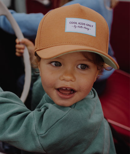 Casquette Enfants Mini Peanut, visière courbée, 100% coton biologique, certifiée Oeko-Tex, dès 9 mois, Cool Kids Only !