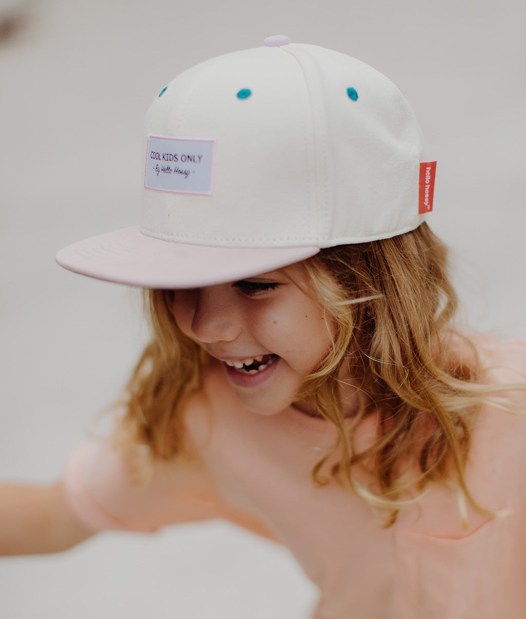 Casquette Enfants Mini Cotton, visière plate, 100% coton biologique, certifiée Oeko-Tex, dès 9 mois, Cool Kids Only !