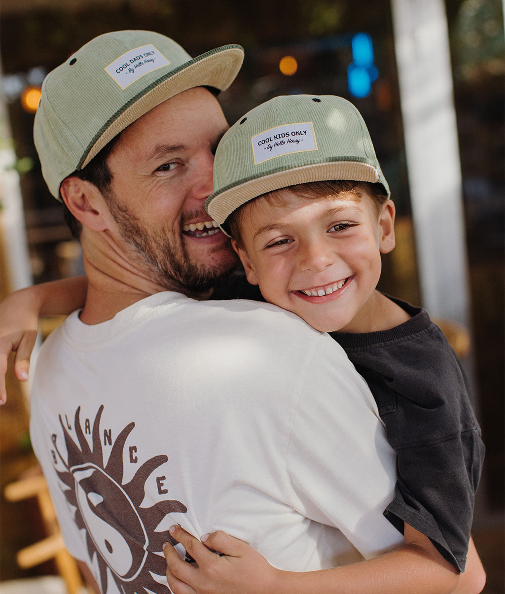 Casquette Parents-Enfants Sweet Green Duo, visière plate, velours, matchy-matchy, dès 9 mois, Cool Kids Only !