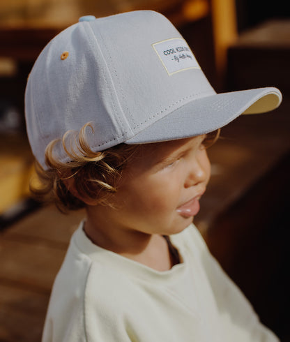 Casquette Enfants Mini Pearl, visière courbée, 100% coton biologique, certifiée Oeko-Tex, dès 9 mois, Cool Kids Only !