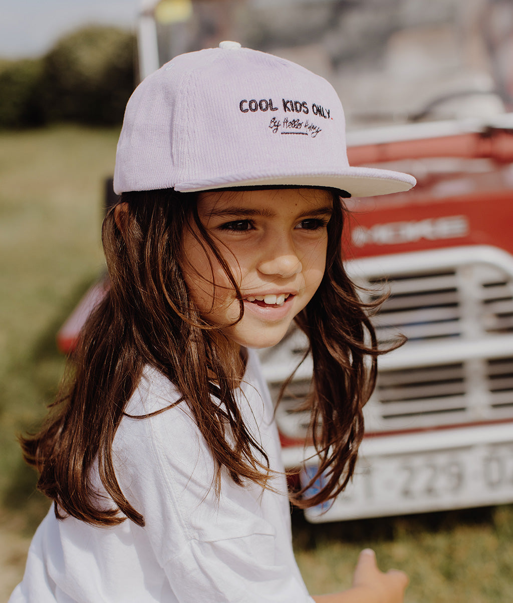 Casquette Enfants Mini Plum, visière plate, velours, certifiée Oeko-Tex, dès 9 mois, Cool Kids Only !