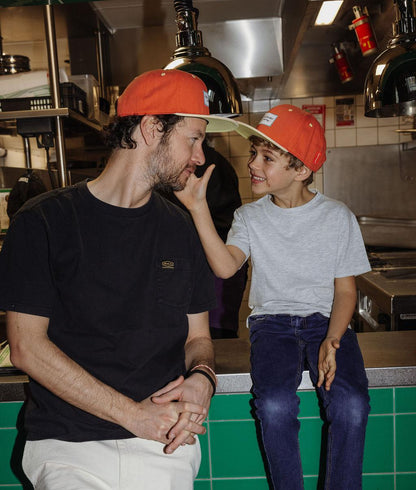 Duo papa kind petten oranje geel plat vizier Hello Hossy