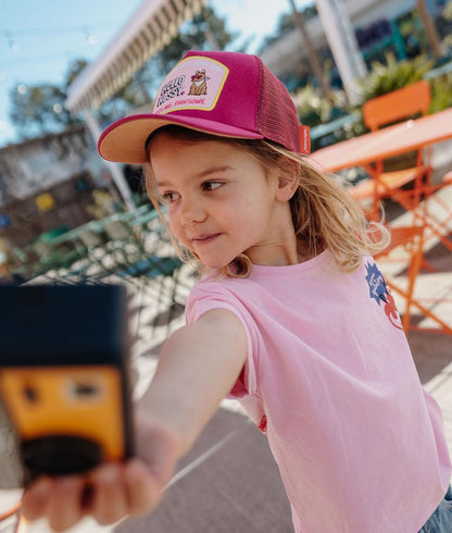 Casquette enfant fuchsia visière courbée patch Hello Hossy