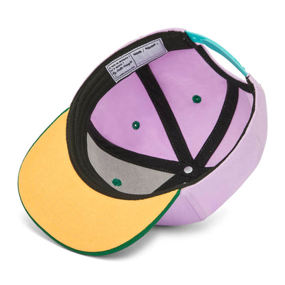 Kinderpet roze met Groene klep detail binnenlabel Hello Hossy