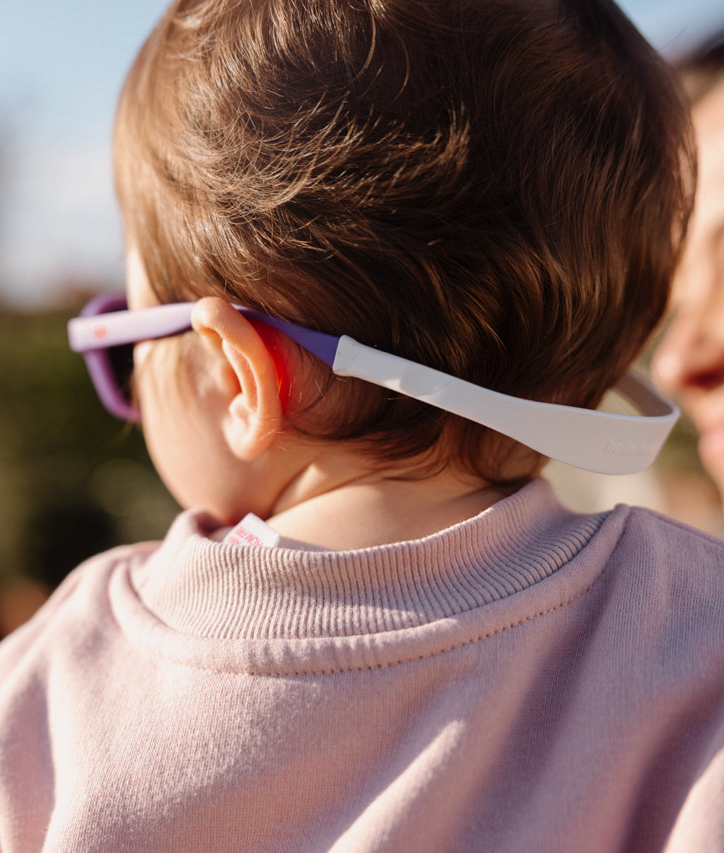 Zonnebrillen voor kinderen paars met achterste bevestiging Hello Hossy
