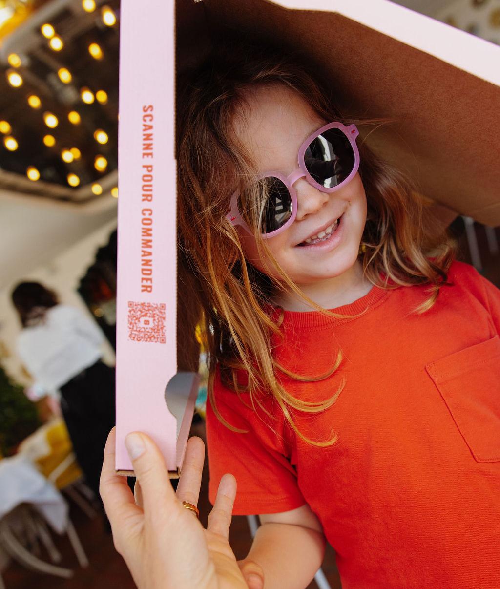 Zonnebrillen voor kinderen roze ronde vorm donkere glazen Hello Hossy