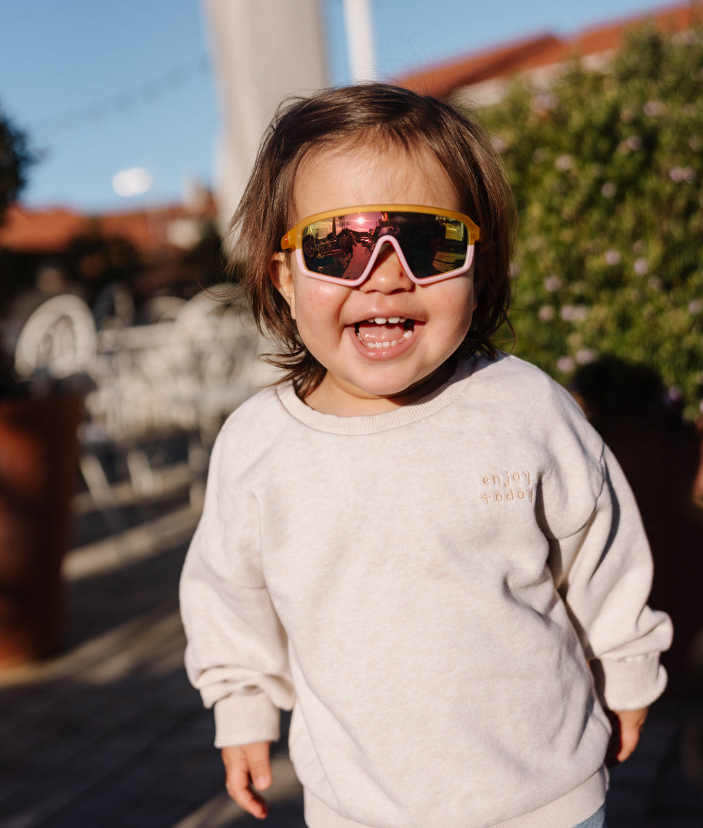 Lunettes de soleil enfant orange rose verres miroir forme sport Hello Hossy