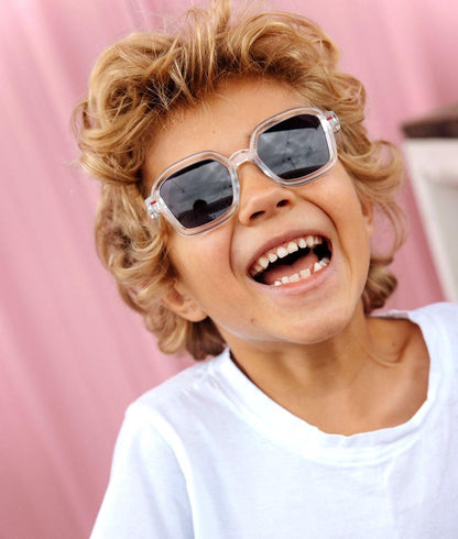 Zonnebrillen voor kinderen wit transparant vierkante vorm donkere glazen Hello Hossy