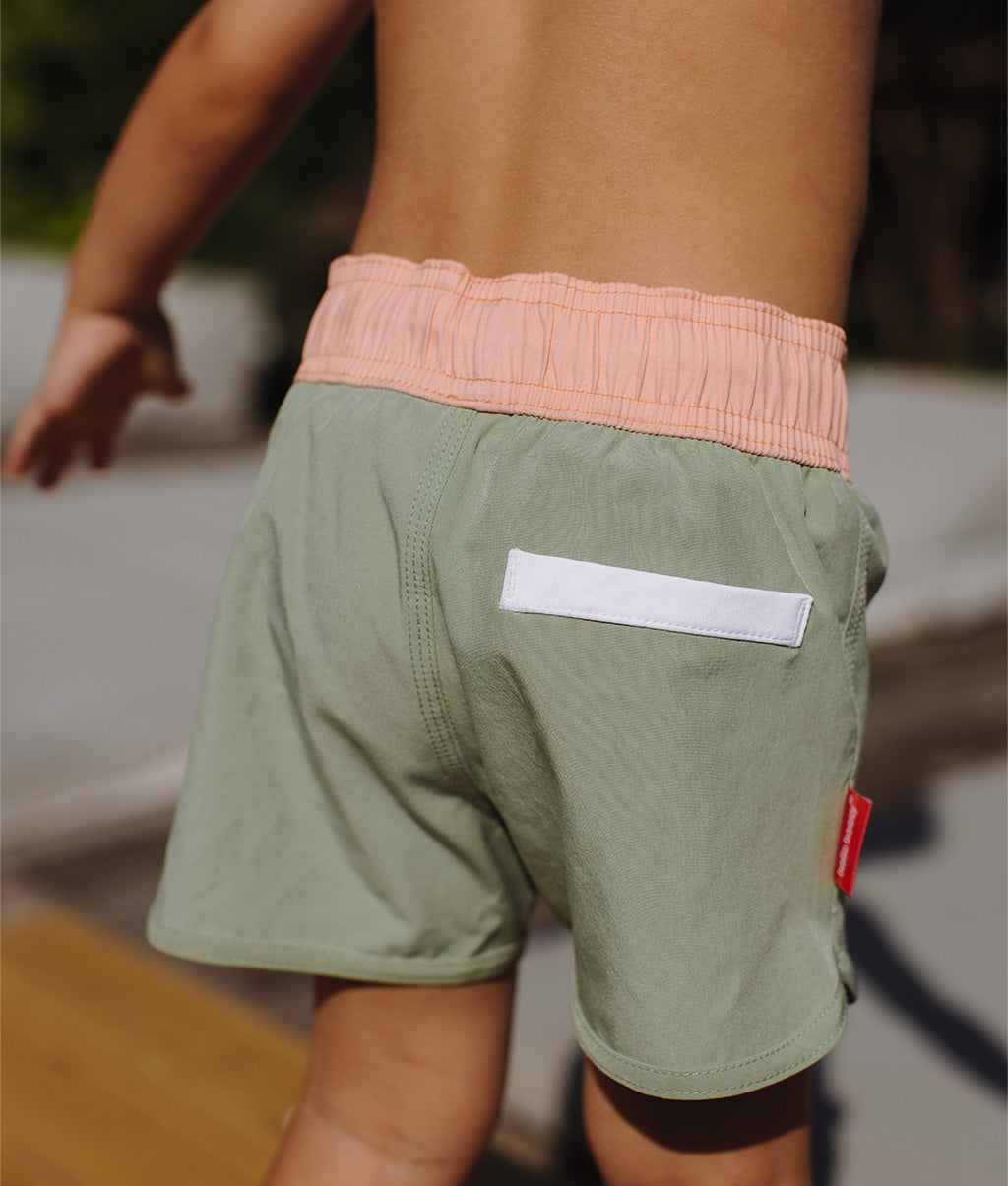 Short de Bain Garçon Mini Matcha anti-uv, Cool Kids Only !