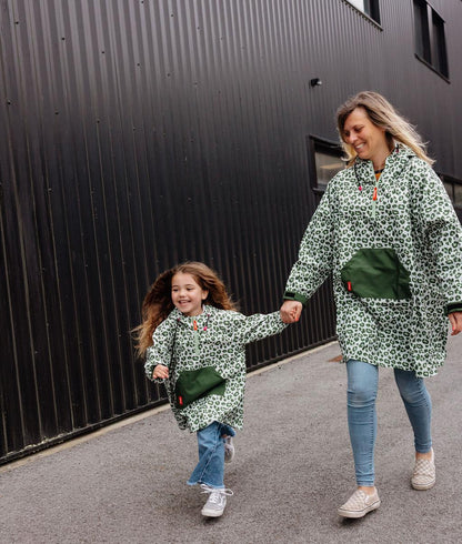 Green Leopard Regenponcho