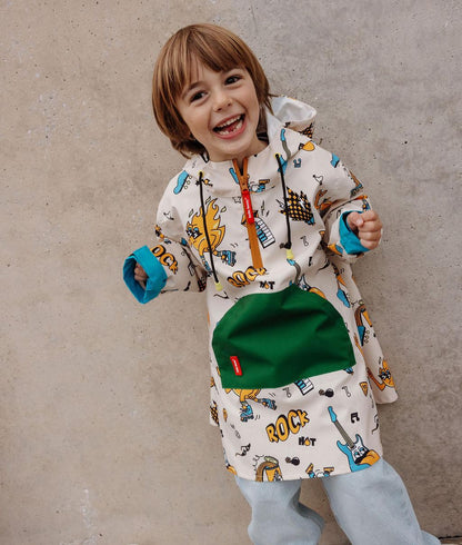 Kinderegenponcho Crème muziek motieven groene zak Hello Hossy