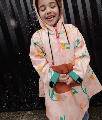 Regenponcho kind roze Camel groen motief bloemen capuchon Hello Hossy