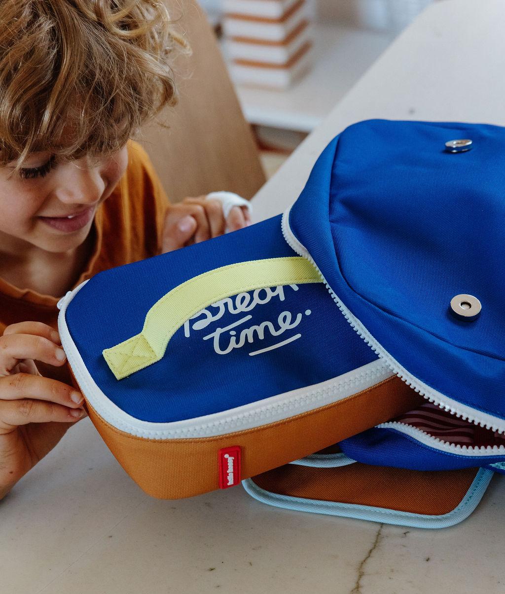 Sac goûter enfant bleu et marron poignée jaune texte Break Time Hello Hossy