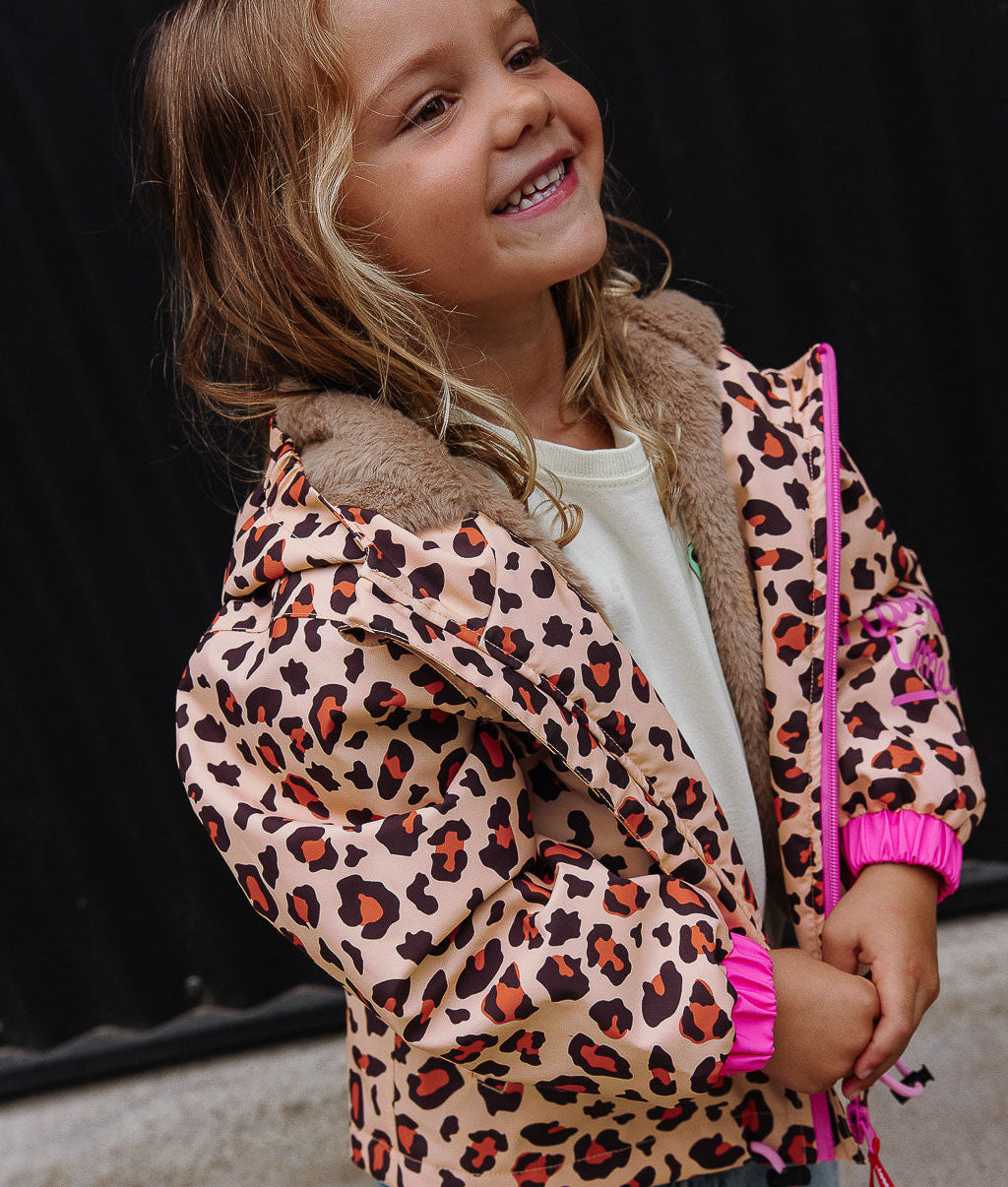 Winterjasje kind leopard motief bruin zwart voering nep bont Hello Hossy