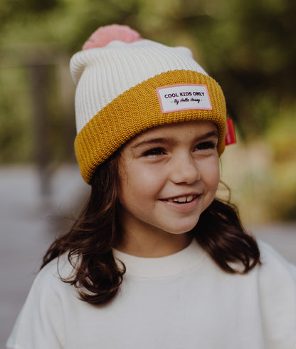 Bonnet Enfants Color Block Camel, avec pompon, doublure polaire, coton biologique, dès 9 mois, Cool Kids Only !