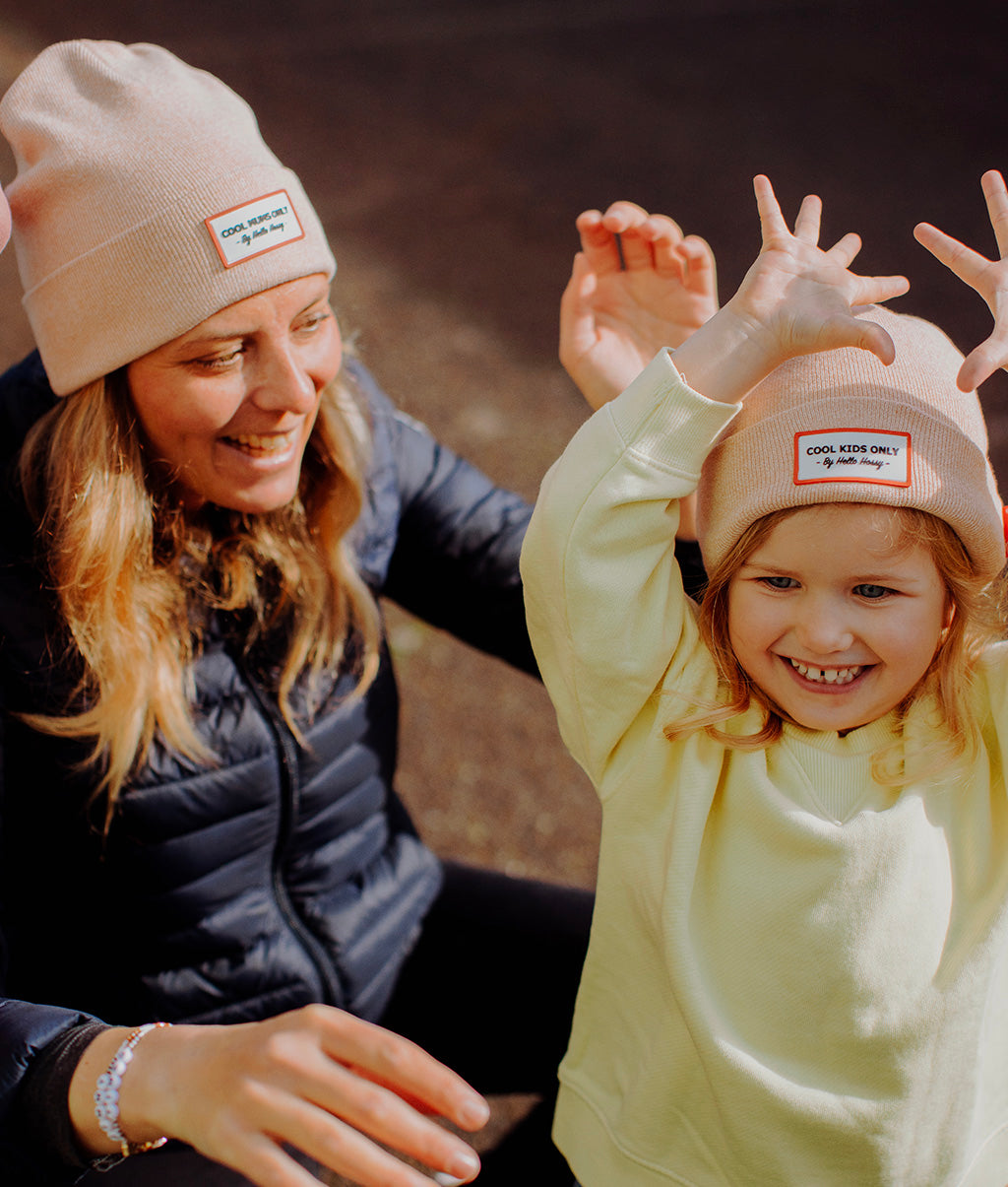 Bonnet Parents-Enfants Urban Nude, coton, effet chiné, maille douce et fine, matchy-matchy, dès 9 mois, Cool Kids Only !