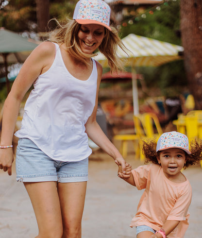 Casquette Parents-Enfants Watercolor, style Trucker, matchy-matchy, éco-responsable, dès 9 mois, Cool Kids Only !