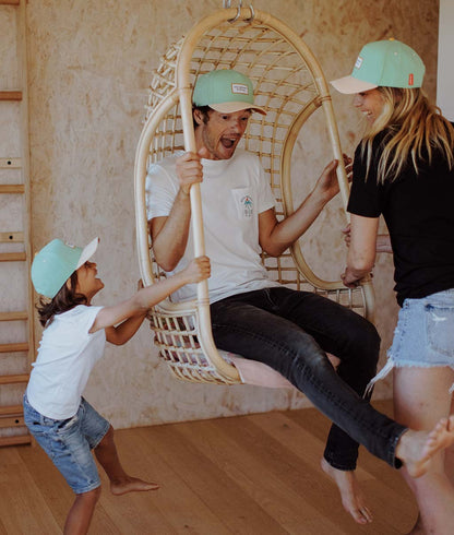 Casquette Parents-Enfants Mini Garden, visière courbée, matchy-matchy, 100% coton biologique, dès 9 mois, Cool Kids Only !