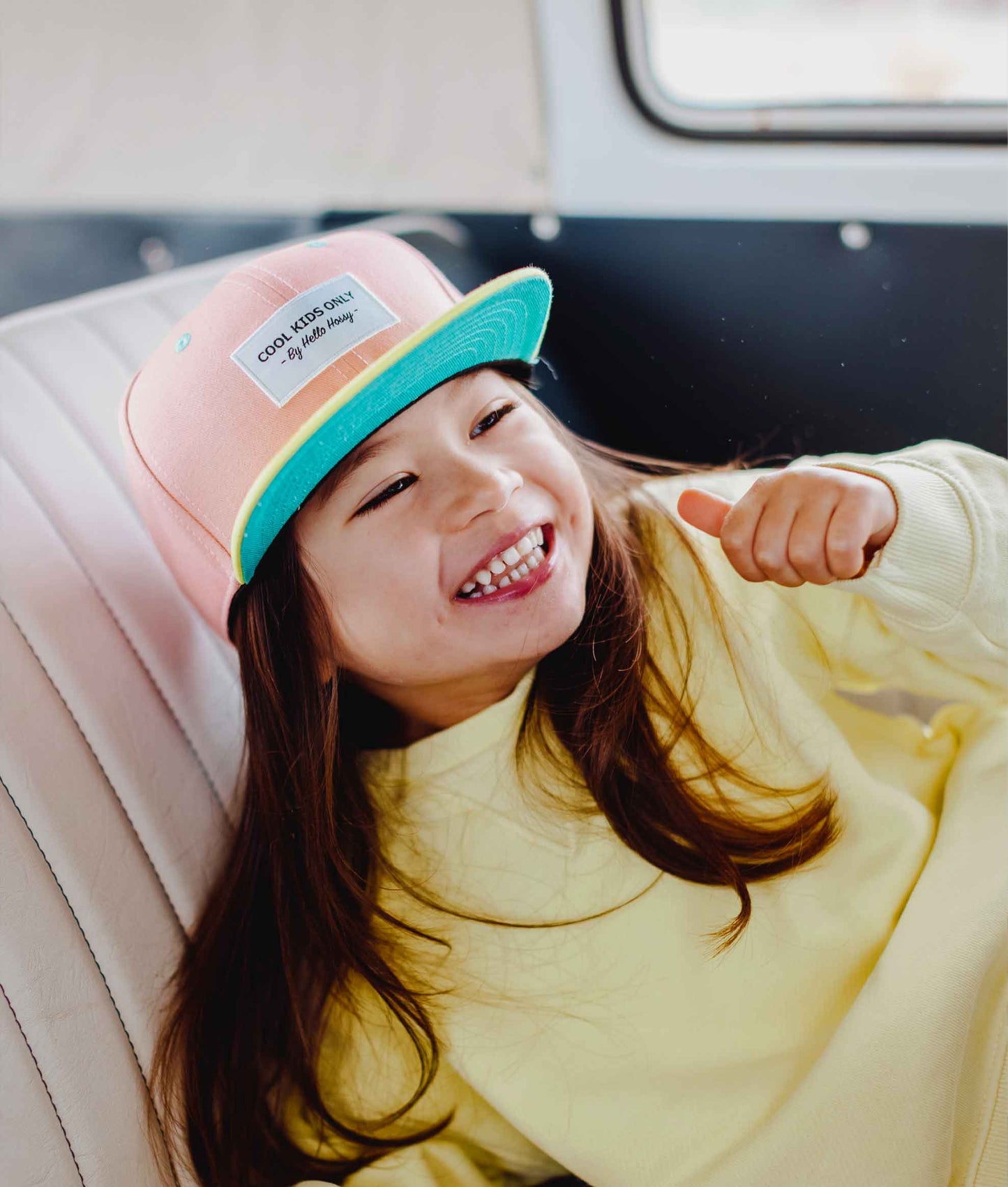 Casquette Enfants Mini Pink, visière plate, 100% coton biologique, certifiée Oeko-Tex, dès 9 mois, Cool Kids Only !