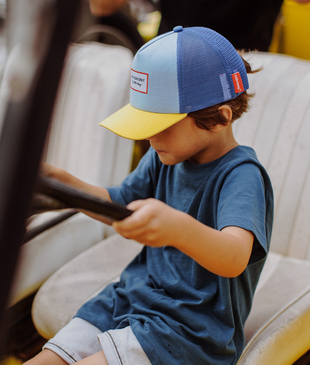 Casquette Enfants Mini Blue Lemon, style Trucker, éco-responsable, certifiée Oeko-Tex, dès 9 mois, Cool Kids Only !