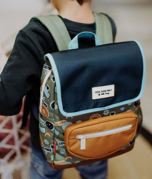 School Opening Must Have Kleine Daisy Print Rugzak Grote Capaciteit Studenten Canvas Boekentas Koreaanse Versie Meisje Vierdelige Knapzak Set kopen vanaf een prijs van 19 School Opening Must Have Kleine Daisy Print Rugzak Grote Capaciteit Studenten Canvas Boekentas Koreaanse Versie Meisje Vierdelige Knapzak Set kopen vanaf een prijs van 19